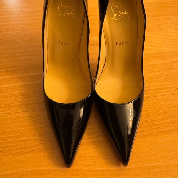 Perfect Valentines Day heels ! Christian Louboutin So Kates authentic RedBottoms - Picture 2 of 8